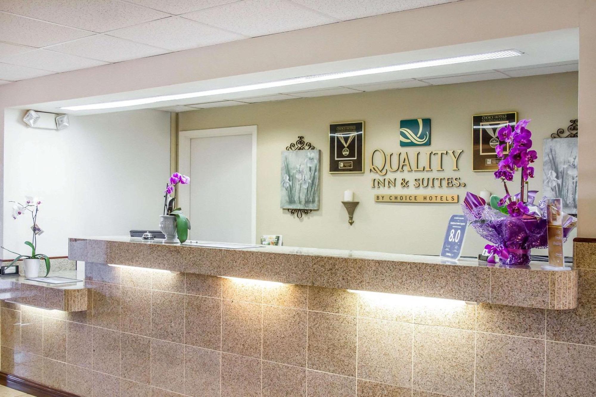 Quality Inn & Suites Longview Kelso Екстериор снимка